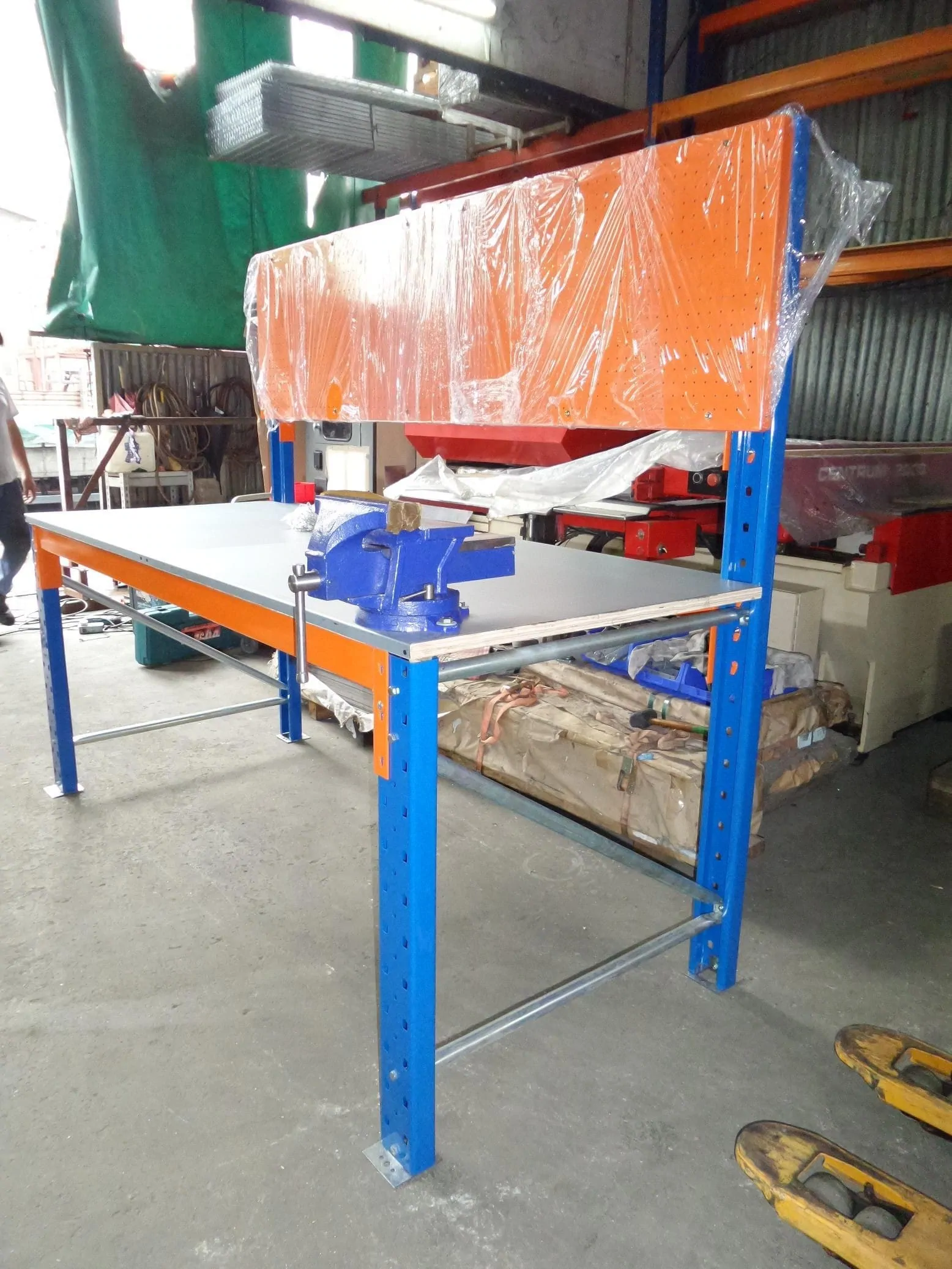 Heavy Duty Work Bench Heavy Duty Work Bench