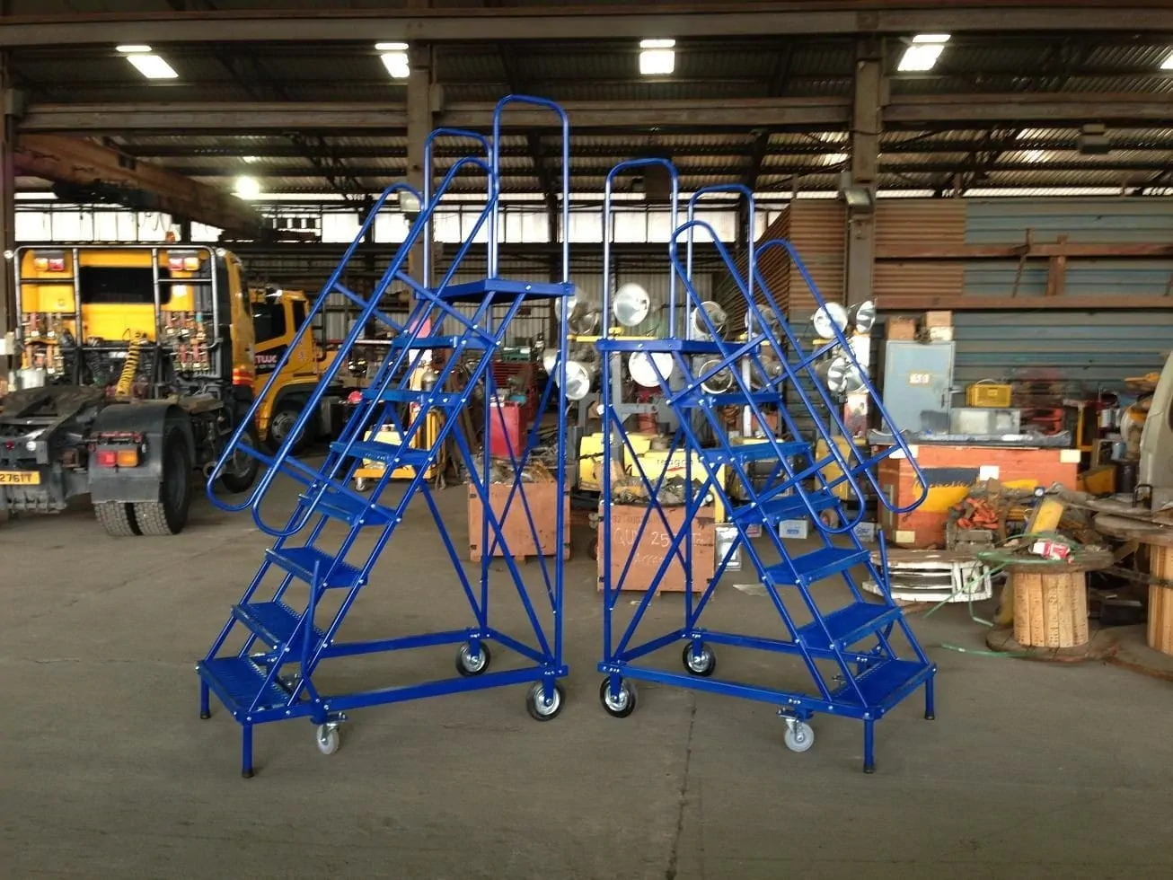 Mobile Ladder Mobile Ladder